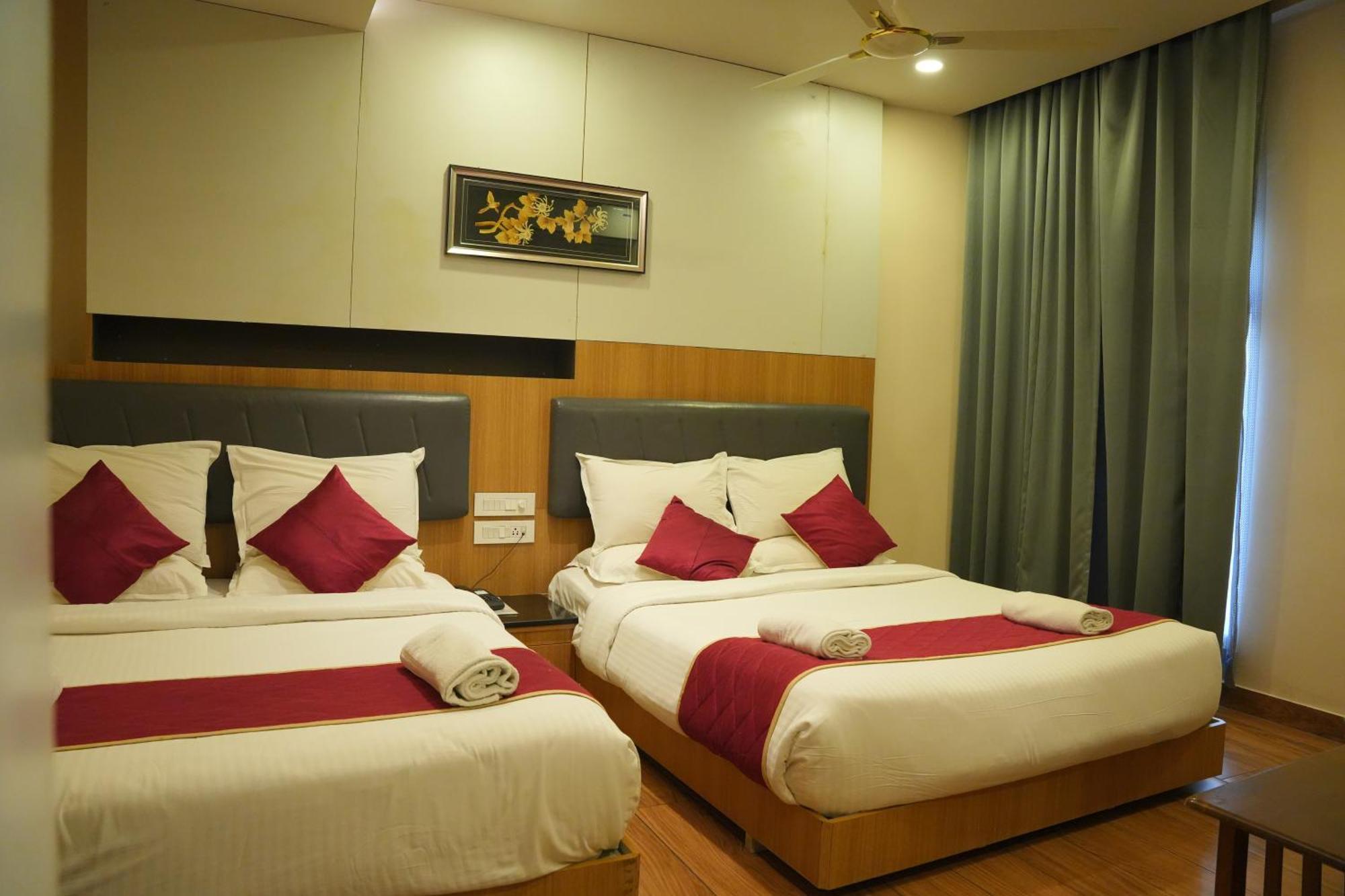 Kvp Golden Inn Tirupati Exterior foto